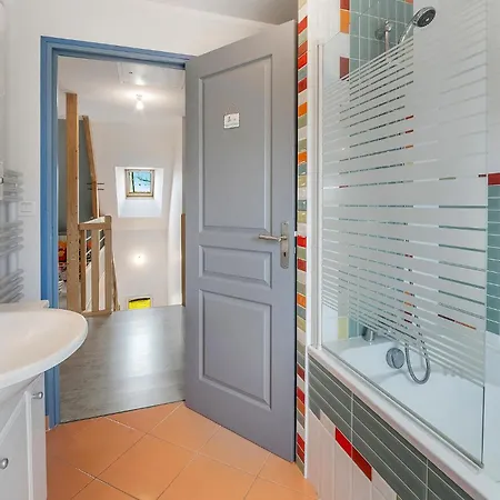 4 Bedroom Gorgeous In